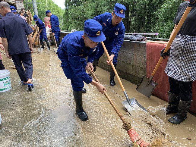 阿雅克肖不敌法兰克福，遭遇滑坡
